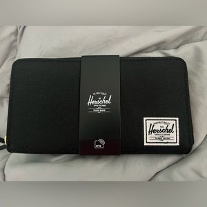 Herschel Wallet nwt